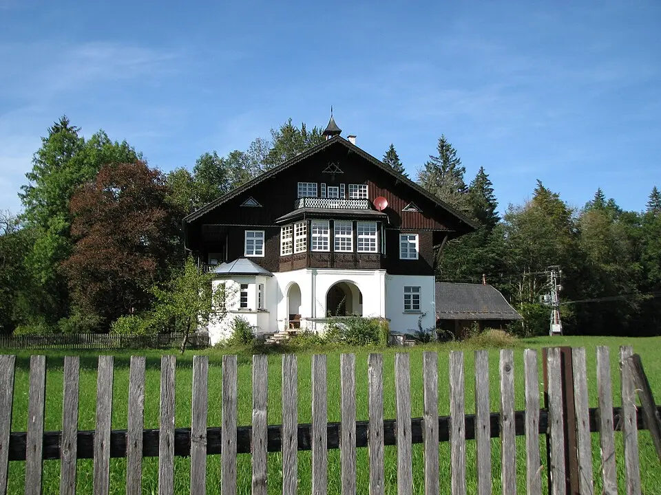 Bild: Peter g at szg (talk) · CC BY-SA 3.0 AT Forstverwaltung Hintersee