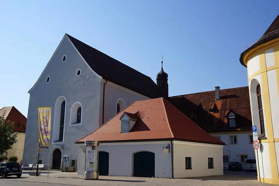Bild: DALIBRI · CC BY-SA 3.0 Ehemaliges Franziskanerkloster