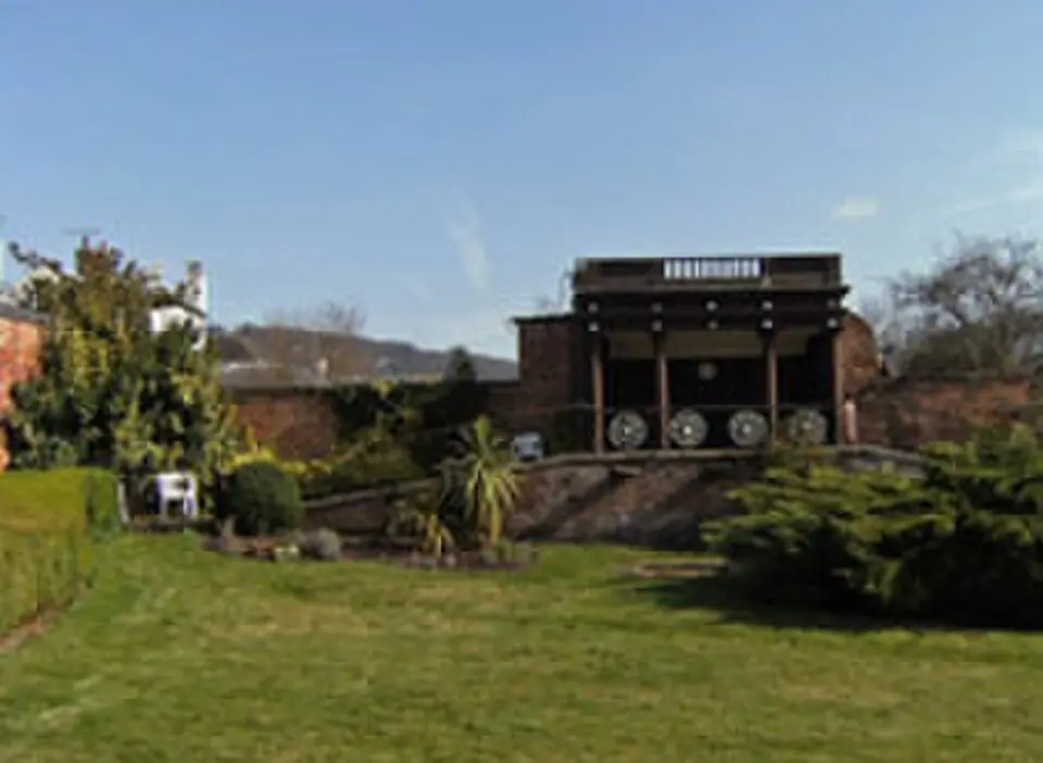 Nelson Garden