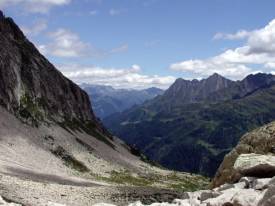 Bild: Gaspar Torriero from Italy · CC BY 2.0 Il Madone