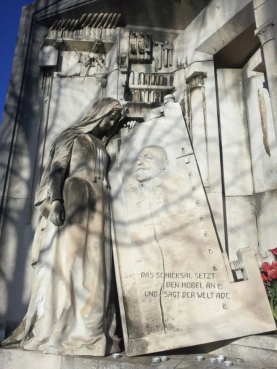 Bild: Gugganij (talk) · CC BY-SA 3.0 AT Grabdenkmal Anton Irschick