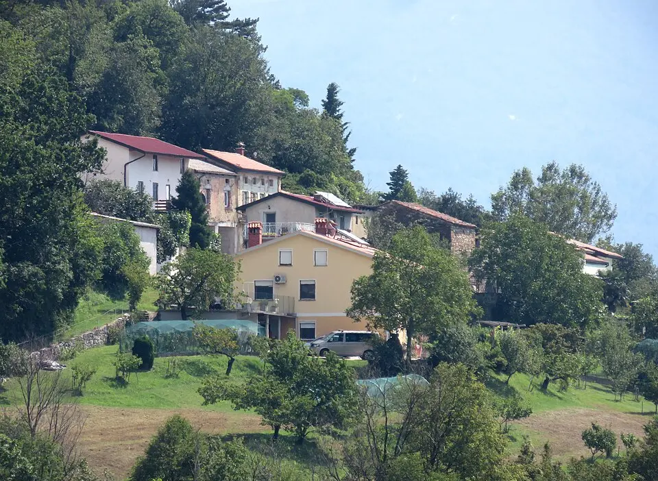 Bild: Doremo · CC BY-SA 4.0 Gradišče, Ajdovščina