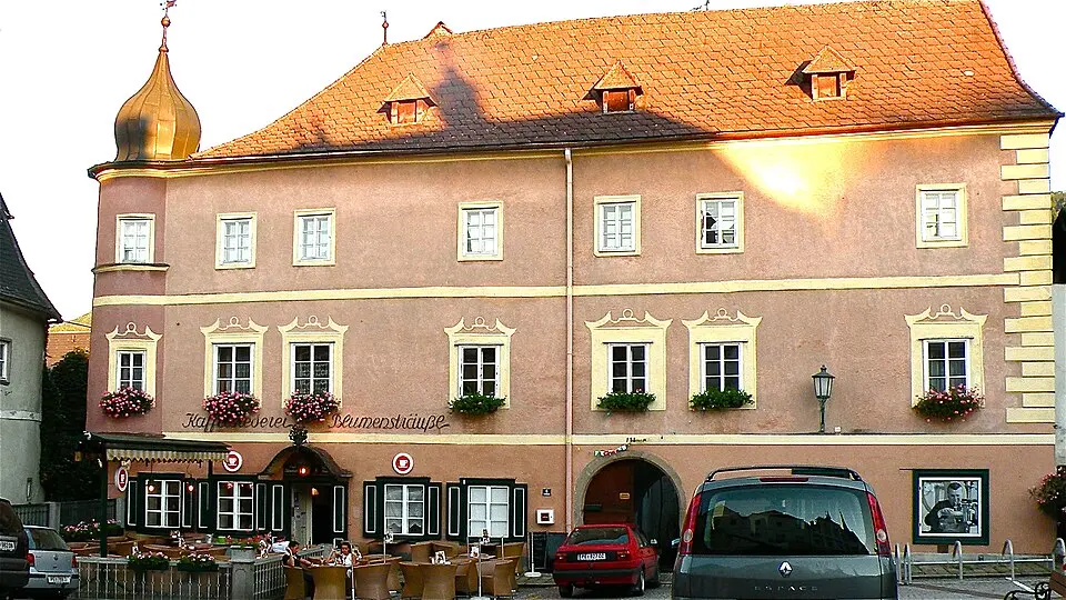 Bild: Pfeifferfranz · CC BY-SA 3.0 Kaffeesiederei Blumensträußl