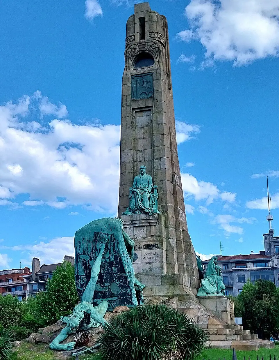 Monumento a Evaristo Churruca