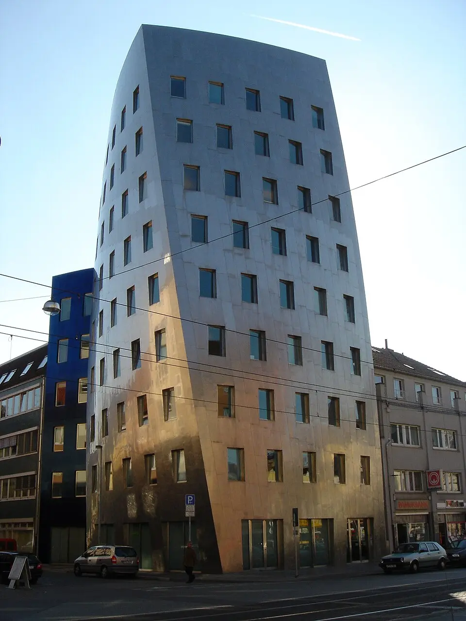 Bild: Tim Rademacher · CC BY-SA 4.0 Gehry-Tower