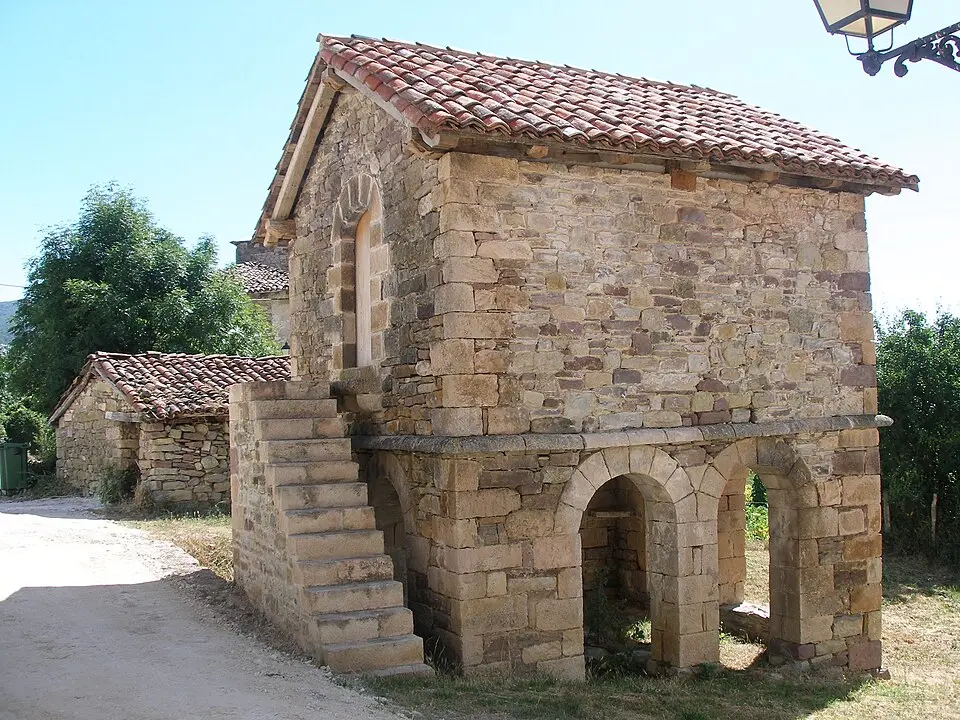 Hórreo de Lusarreta (Arce)