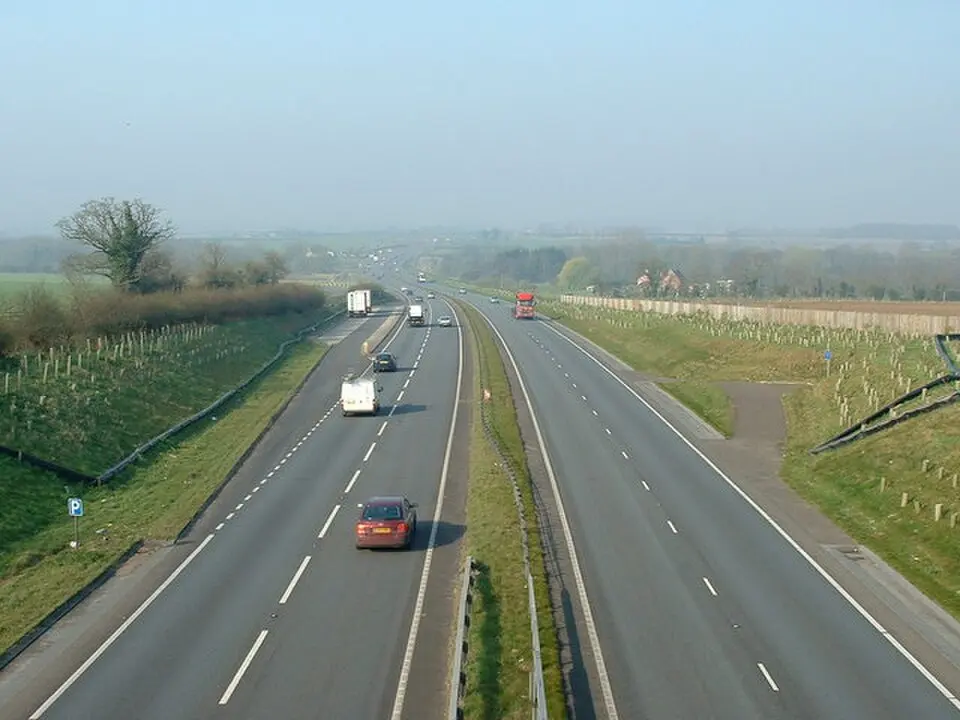 Bild: Keith Evans · CC BY-SA 2.0 A11 road