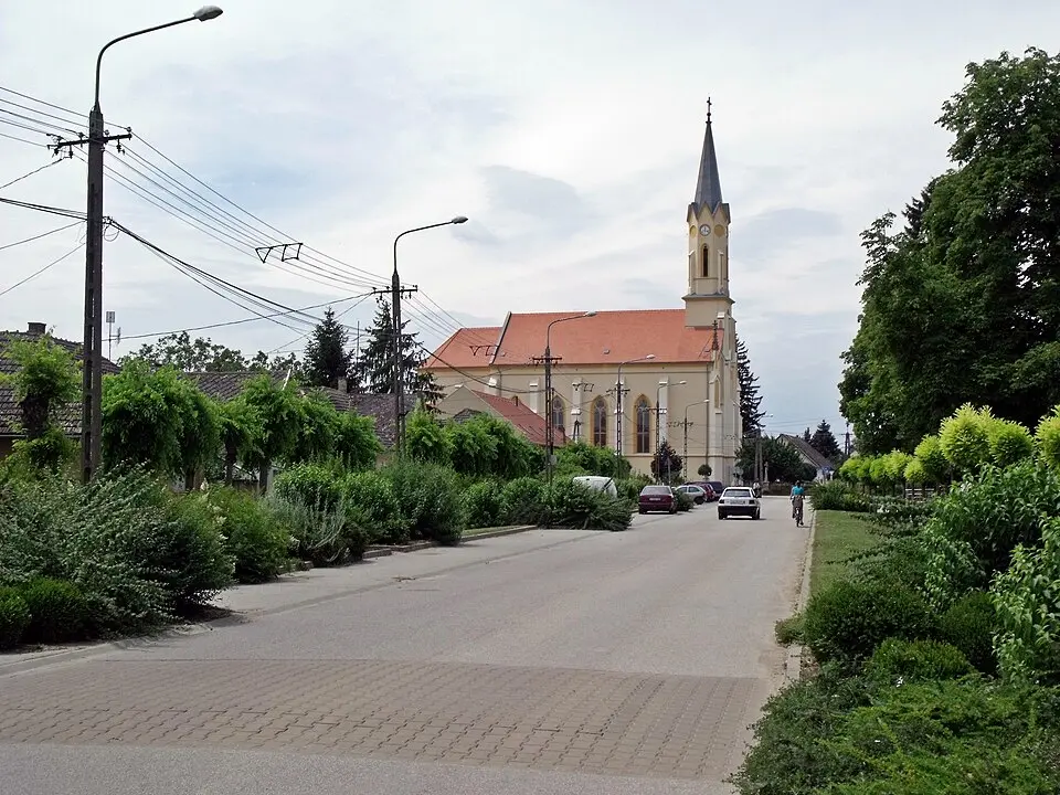 Bild: László Eisenbacher · CC BY 3.0 Fadd