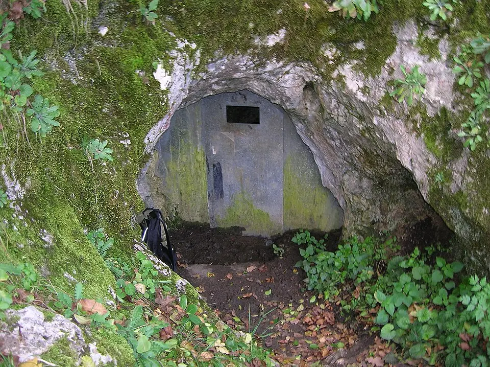 Solymári-ördöglyuk