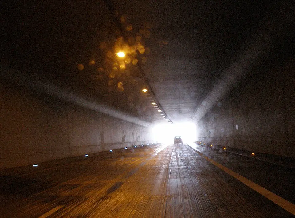 Bild: Ing.Mgr. Jozef Kotulič · CC BY 3.0 Lučivná-Tunnel