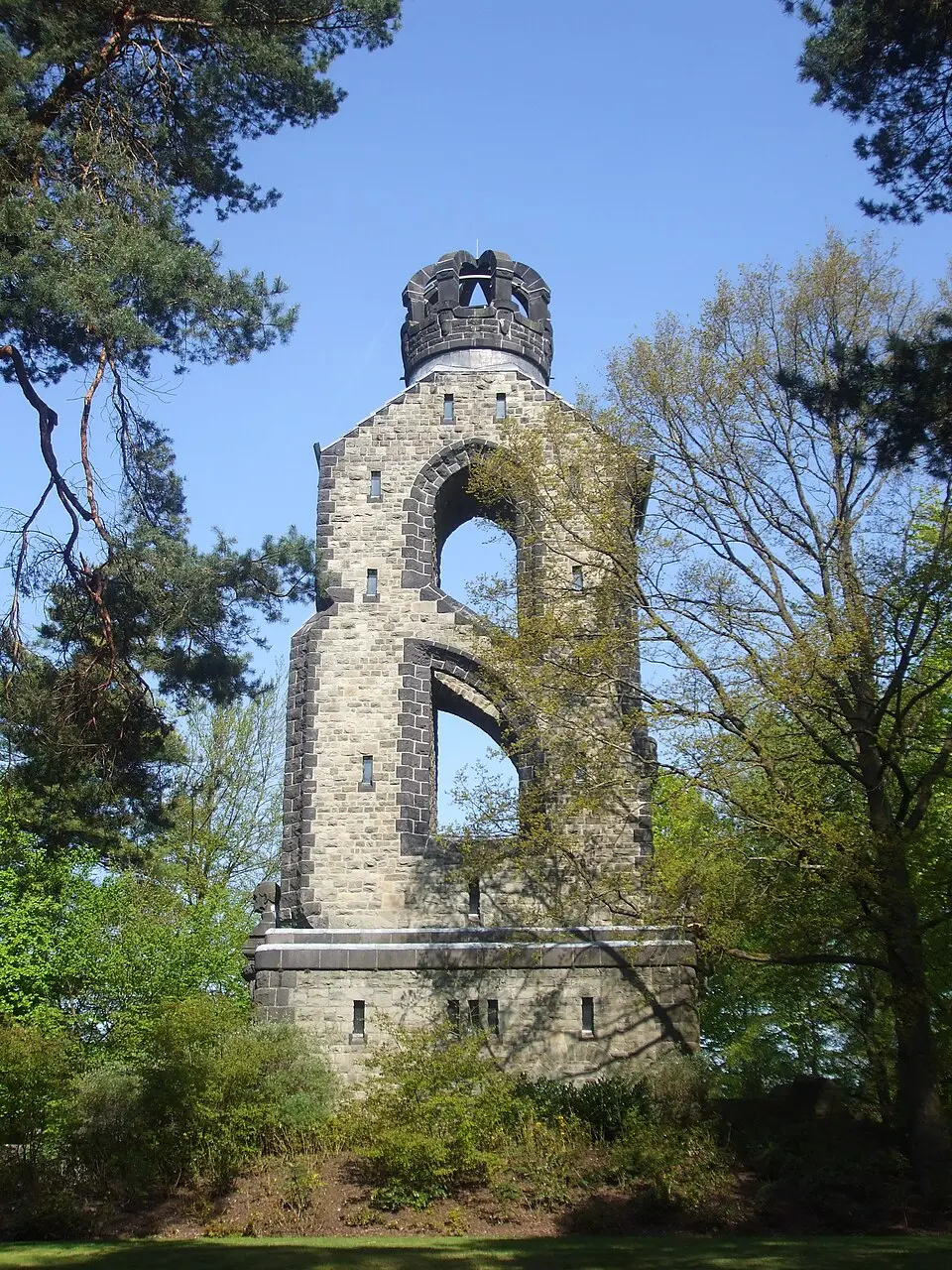 Immagine: Norbert Schnitzler · CC BY-SA 3.0 Bismarckturm (Aachen)
