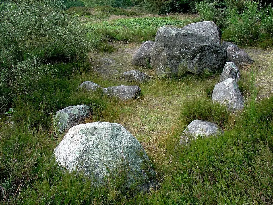 Bild: Gouwenaar · Public domain Großsteingräber bei Emmerveld