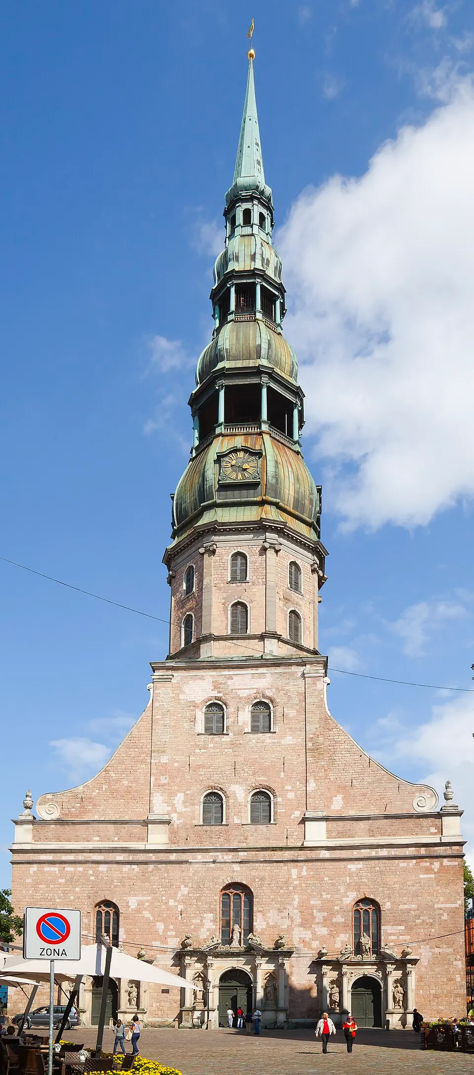 Bild: Diego Delso · CC BY-SA 3.0 Petrikirche