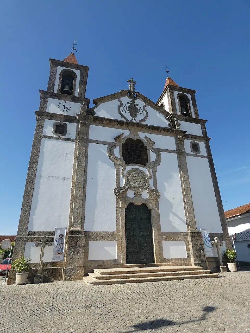 Igreja paroquial de Santiago do Bougado