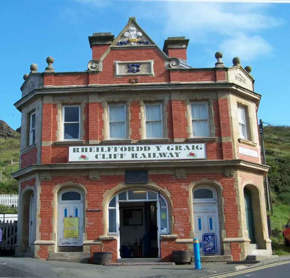 Immagine: Darren Wyn Rees at Aberdare Blog · CC BY-SA 3.0 Aberystwyth Cliff Railway
