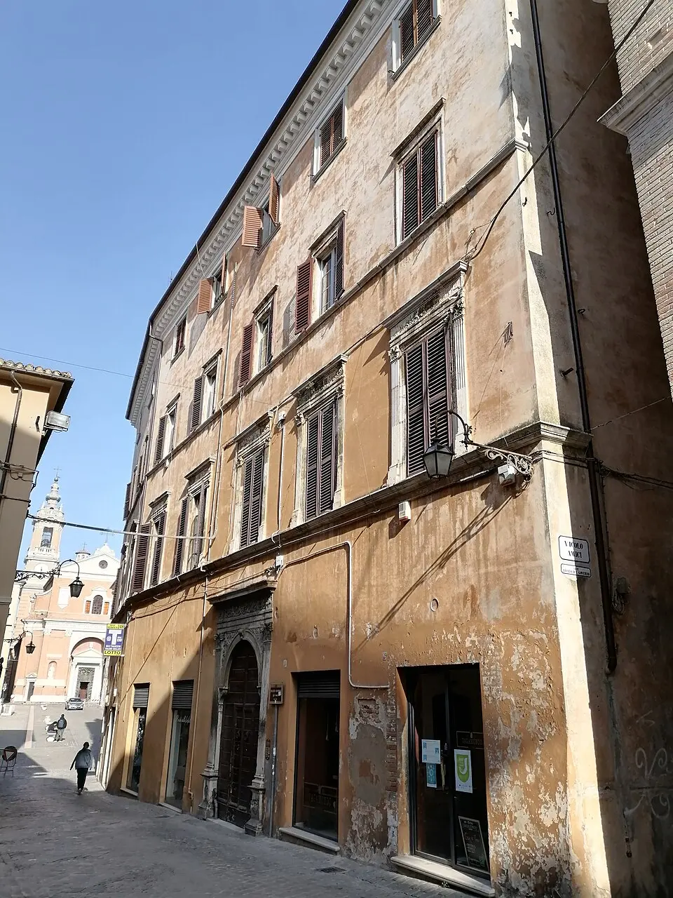 Bild: Parsifall · CC BY-SA 4.0 Palazzo Amici-Honorati