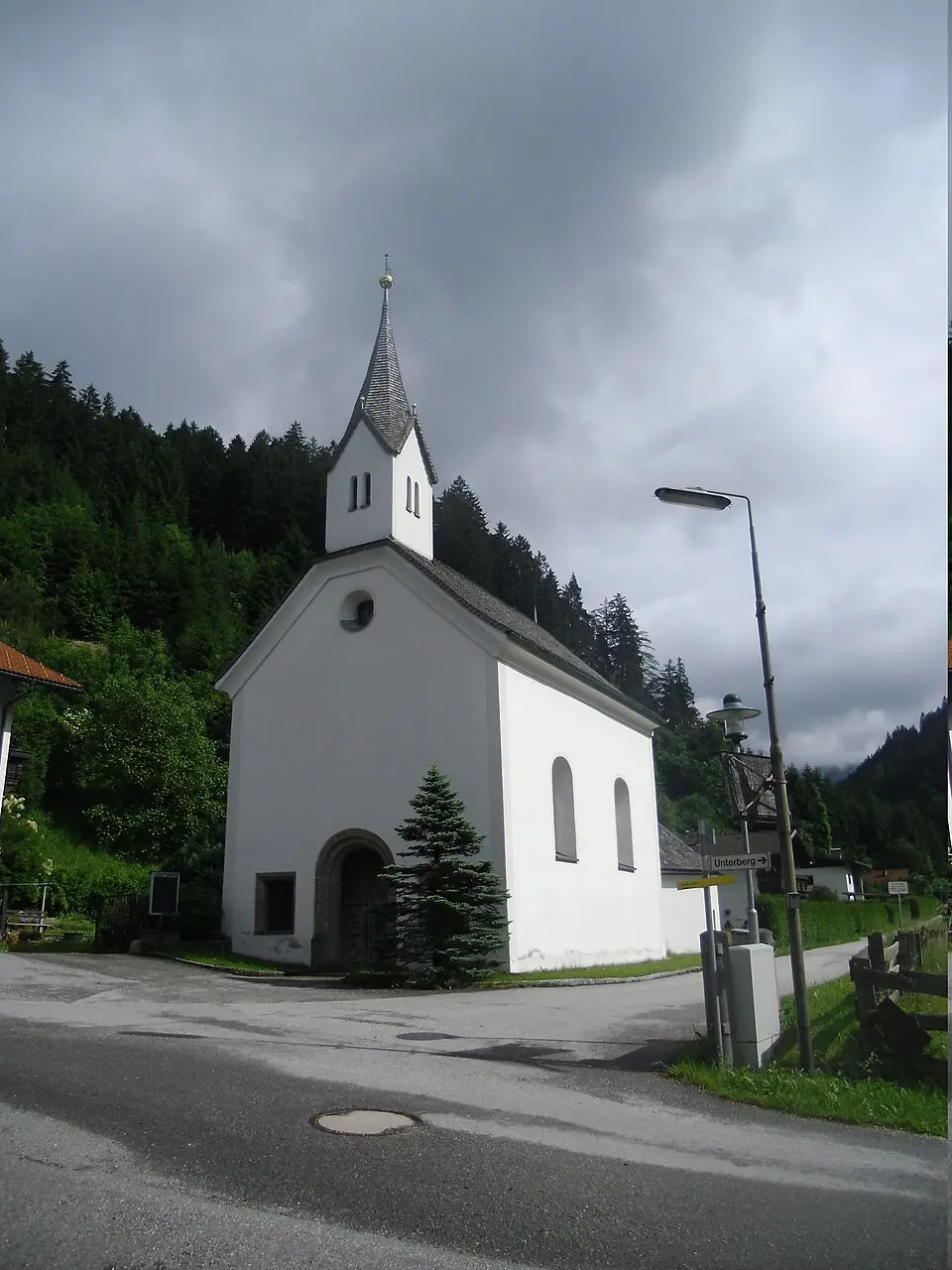 Bild: Alletto (talk) · CC BY-SA 3.0 AT Kath. Filialkirche Mariä Himmelfahrt in Unterberg