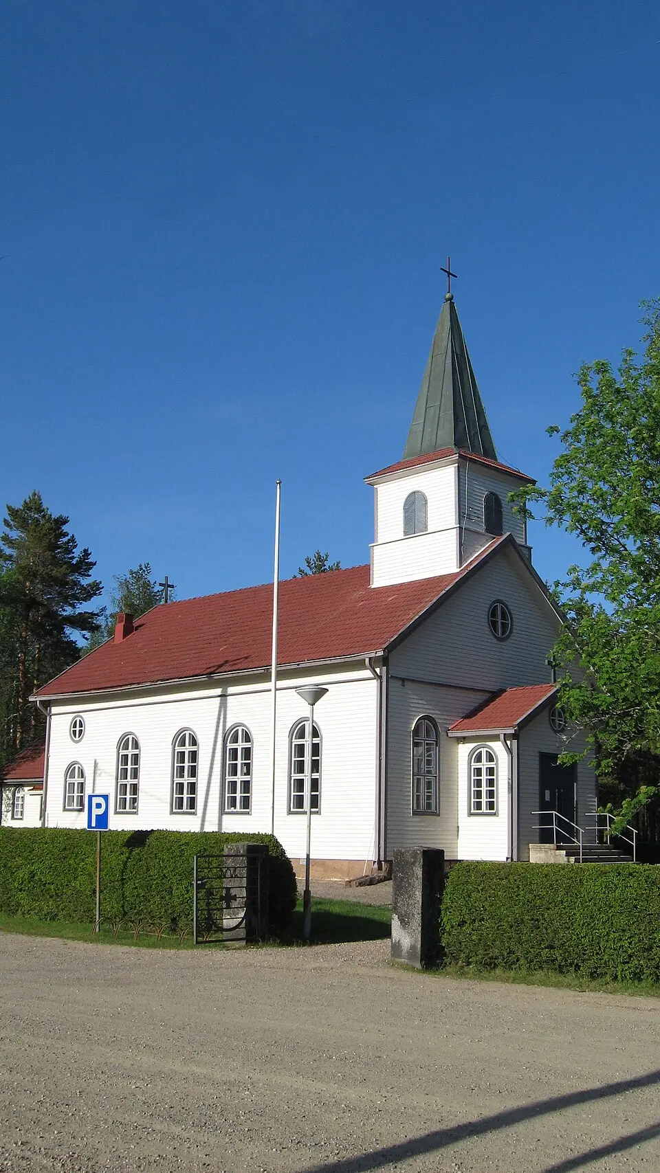 Bild: Roquai · CC BY-SA 3.0 Kauhajärven kirkko