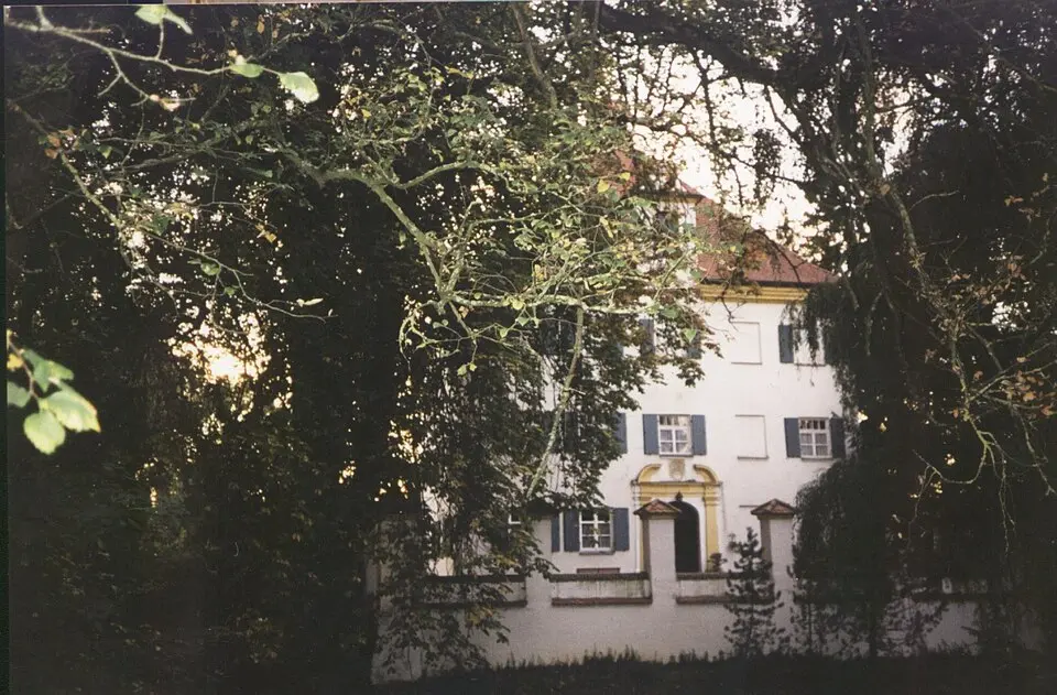Image: Martin Gehring · CC BY-SA 3.0 Schloss Kleinkötz