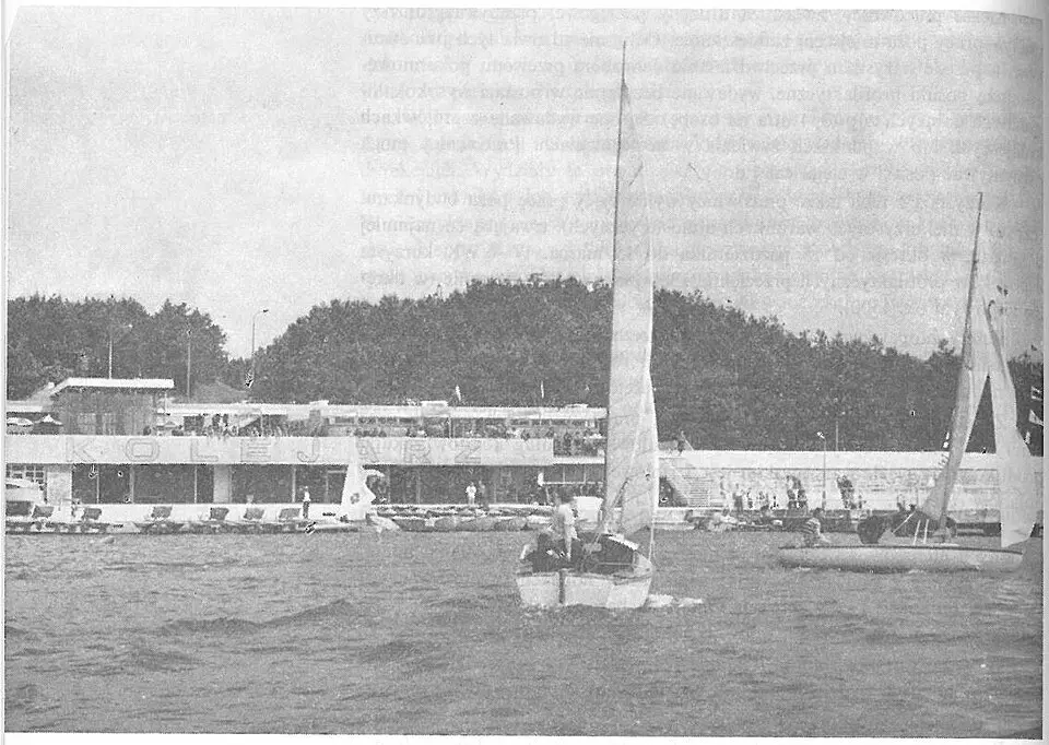 Bild: One of: Jerzy Szeliga, Paweł Koślacz, Symeon Surgiewicz, zbiory Centralnego Ośrodka Badań i Rozwoju Techniki Kolejnictwa, Głównej Komisji Badania Zbrodni Hitlerowskich w Polsce, Muzeum m. st. Warszaw · Public domain Jachranka