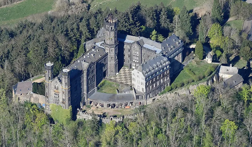 Schloss Schaumburg