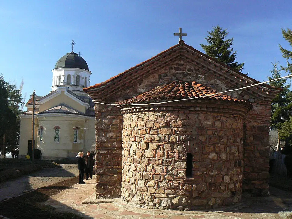 Bild: Vassia Atanassova - Spiritia · Public domain Kloster Kremikowzi