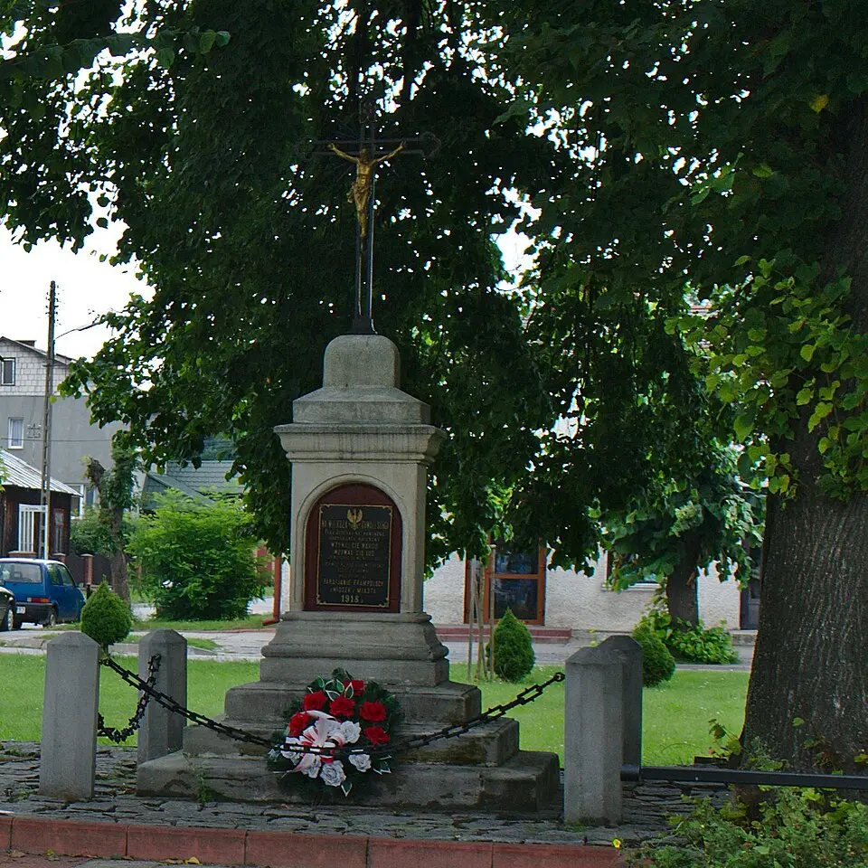 Kép: ukasiu · CC BY 3.0 Pomnik odzyskania niepodległości przez Polskę we Frampolu