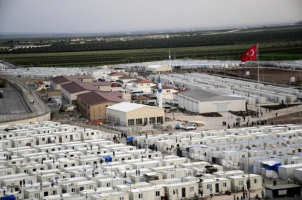 Bild: Disaster and Emergency Management Presidency of Turkey · CC BY-SA 3.0 Kilis Öncüpınar Mülteci Kampı