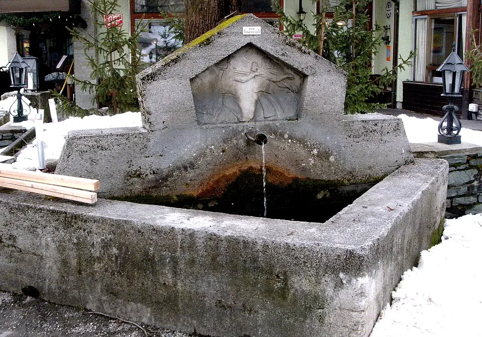 Brunnen