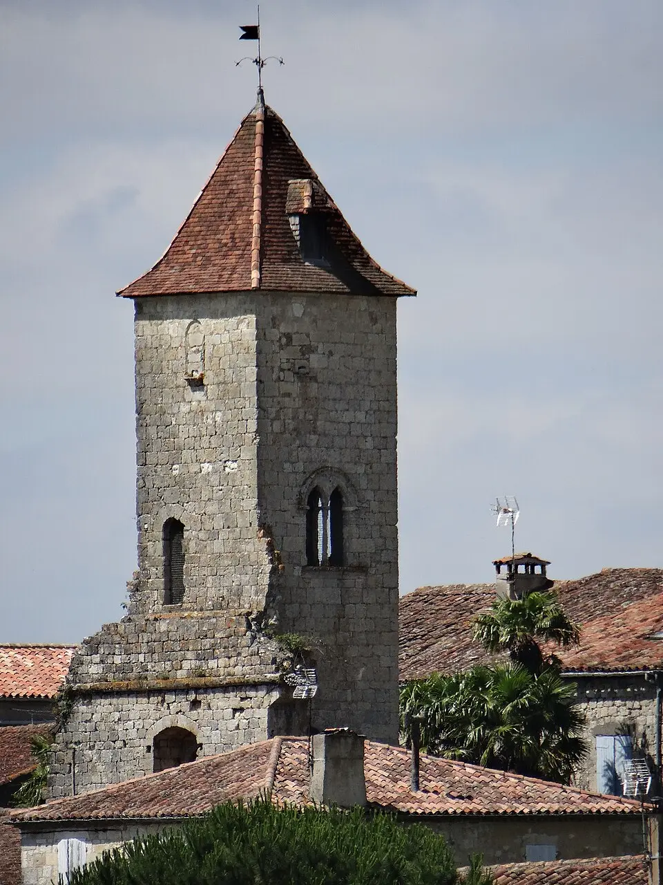 tour du Cardinal d'Aux