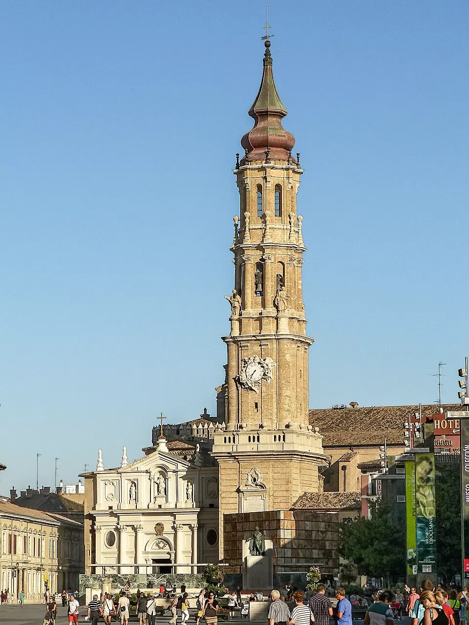 Bild: FRANCIS RAHER · CC BY 2.0 Kathedrale des Erlösers in seiner Offenbarung von Saragossa