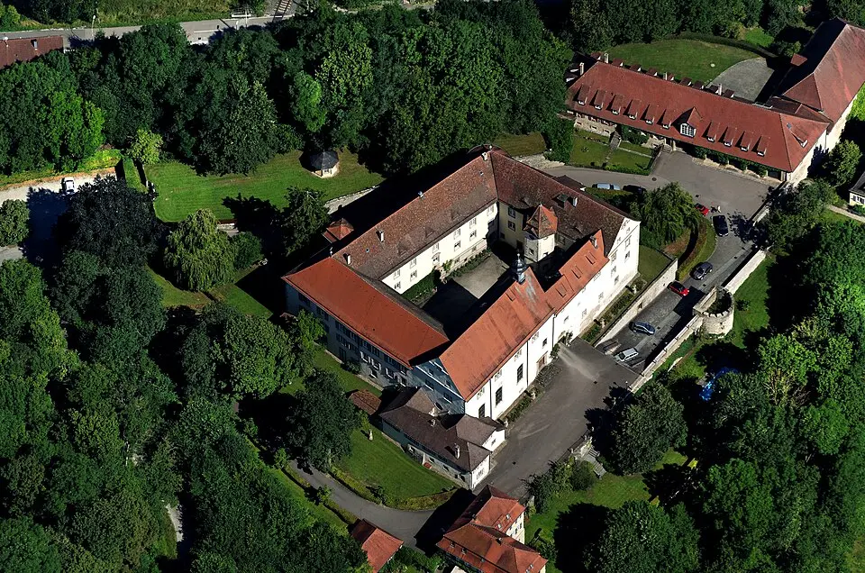 Schloss Haltenbergstetten