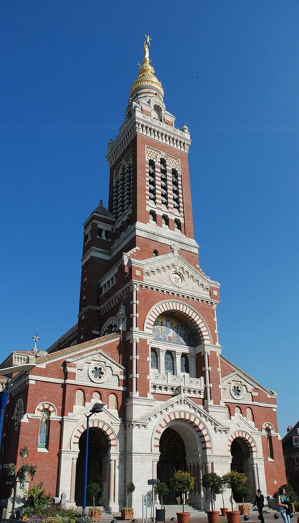 Notre-Dame de Brebières