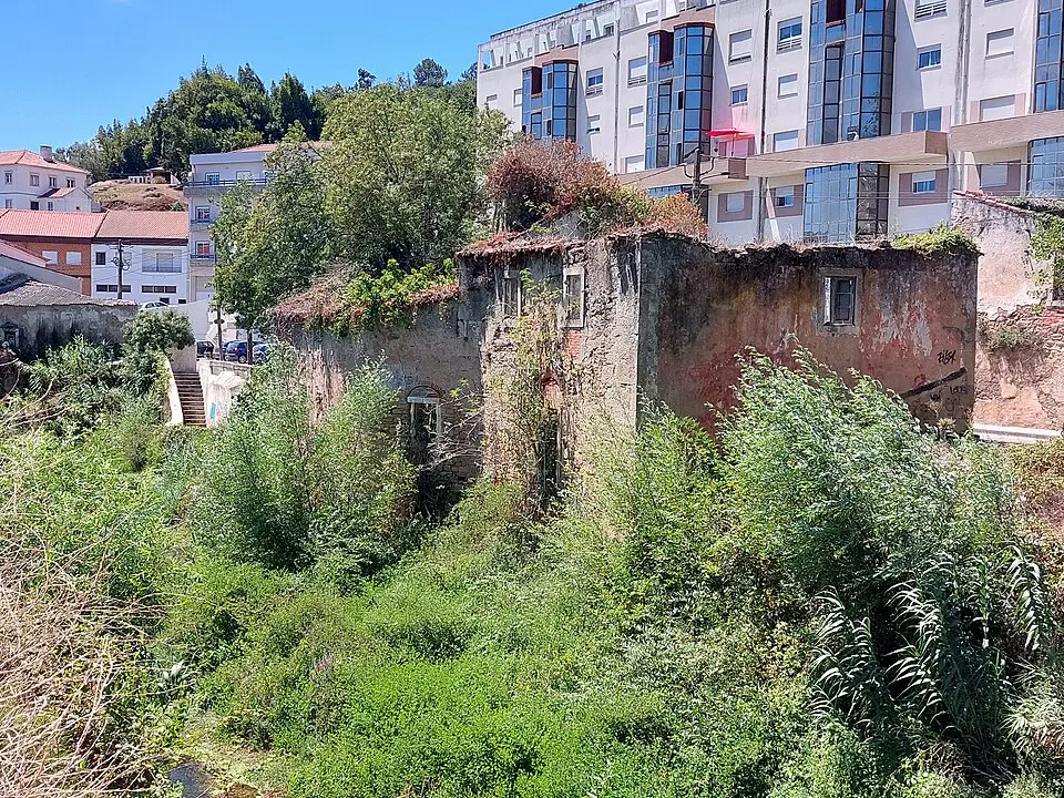 Azenha junto à Cerâmica Rosa