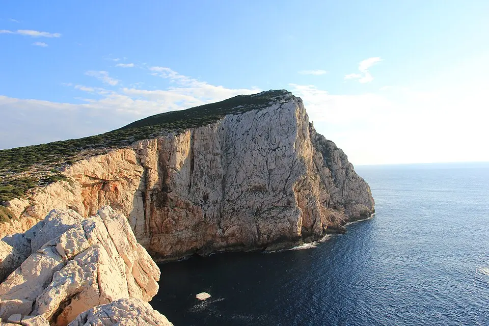cap Caccia