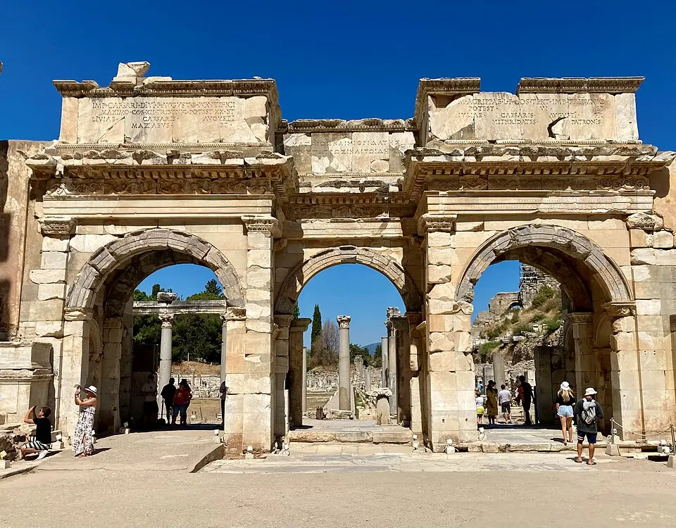 Güney Kapısı (Agora)