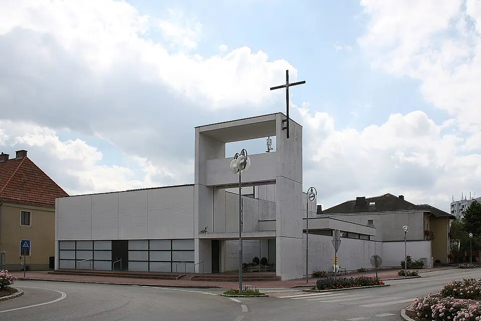 Bild: C.Stadler/Bwag · CC BY-SA 3.0 Pfarrkirche Möllersdorf