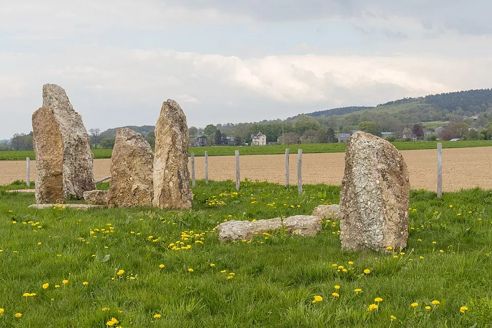 Menhirs de la Longue Pierre