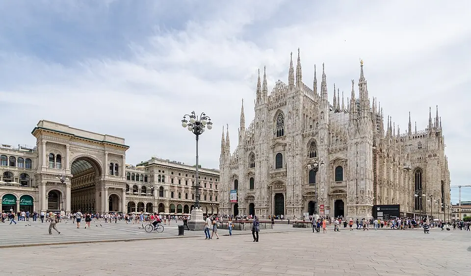 Bild: Steffen Schmitz · CC BY-SA 4.0 Piazza del Duomo