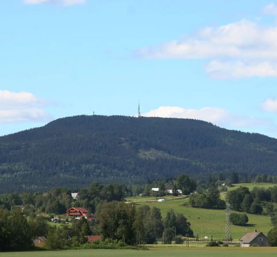 Bild: Copyright © Harry Wad · CC BY 2.5 Mistberget