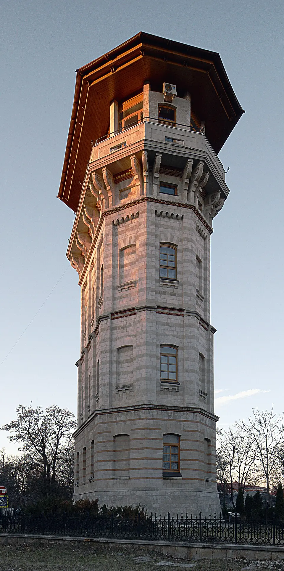 Bild: andrez1 · CC BY-SA 3.0 Castelul de apă din Chișinău
