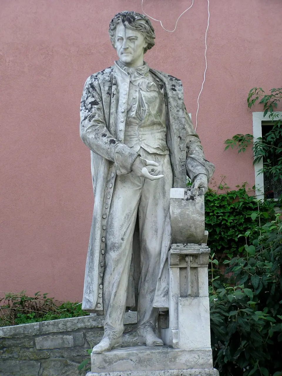 Bild: Richard Schubert · CC BY-SA 3.0 Denkmal für Aloys Senefelder