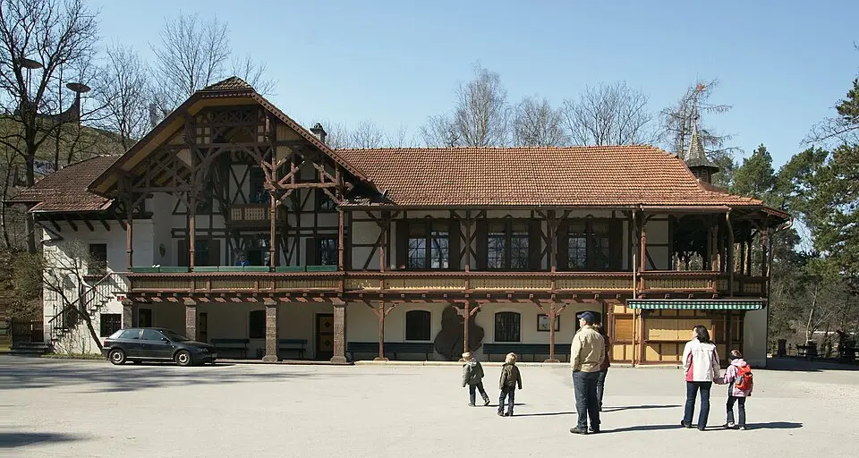 Image: Böhringer Friedrich · CC BY-SA 2.5 Urichhaus