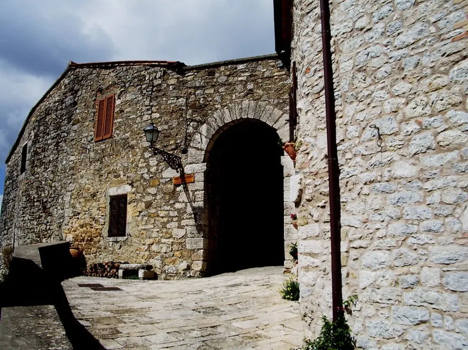 mura di Rocchette di Fazio