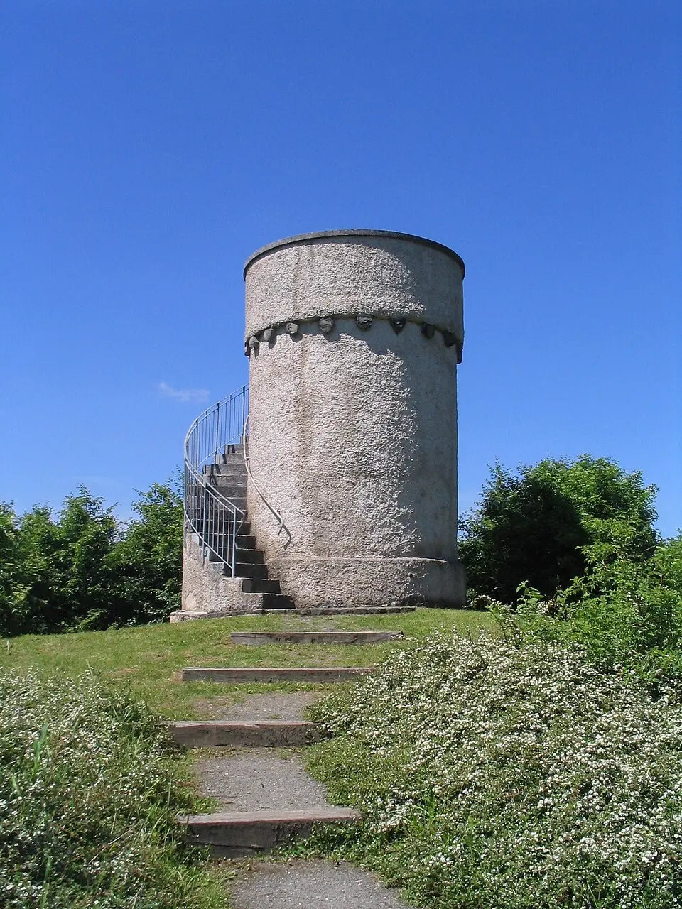 Bild: J. Braukmann Milseburg · CC BY-SA 3.0 Burg Altenberg, Alt-Hohensolms, Altensolms