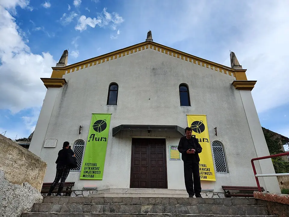 Sinagoga u Mostaru