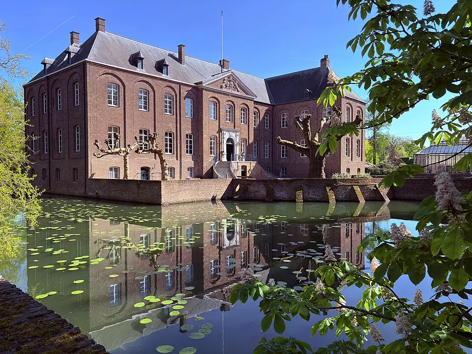 Burg Arcen