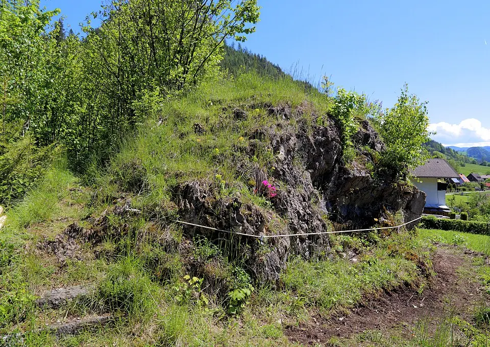Ruinen im Schlösslpark