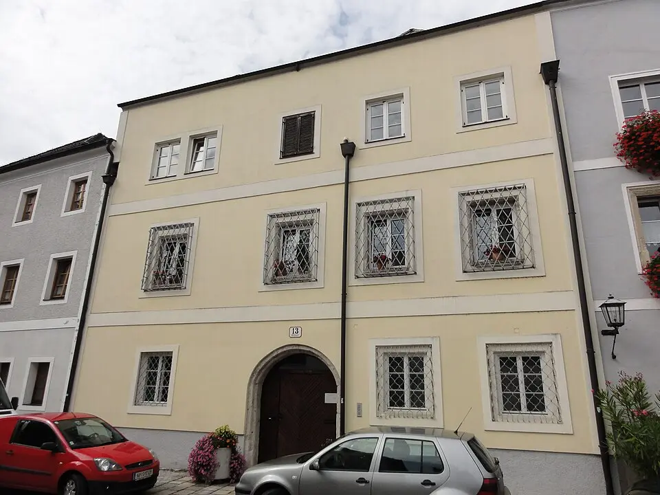 Bild: FranzOvilava (talk) · CC BY-SA 3.0 AT Bürgerhaus