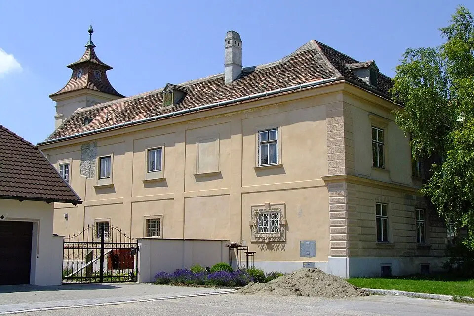 Schloss Niederfellabrunn